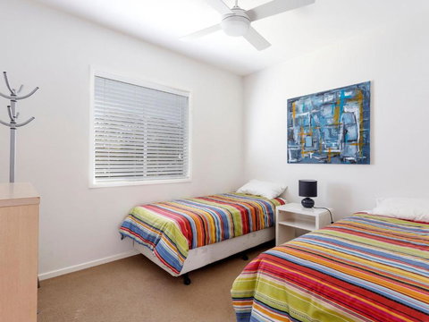 Fantastic Position Pet Friendly - Schoolies Week Accommodation 2