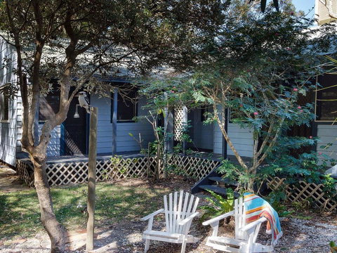 Pet Friendly Bennetts Beach Cottage - Schoolies Week Accommodation 5