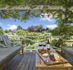 Bourne Cottage Perfect for all seasons - Schoolies Week Accommodation