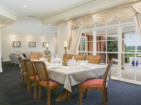 Iona Park Quintessential Highlands Estate - Schoolies Week Accommodation 6