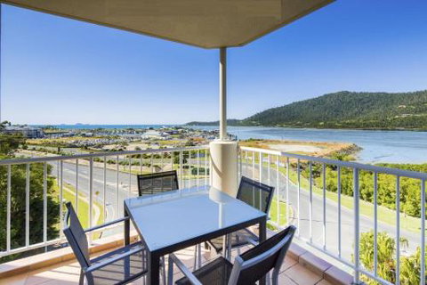 ?Airliedise?NO Hills?Kitchen?5min Walk 2 Ferry Terminal?WiFi?Netflix - Schoolies Week Accommodation 4