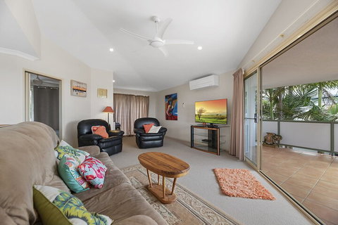 Fabulous Pet Friendly Family Home - 3 Carribean Court - Schoolies Week Accommodation 6