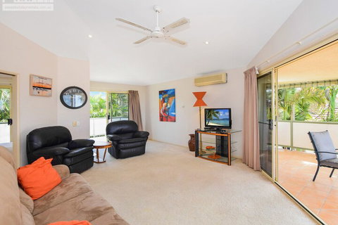 Fabulous Pet Friendly Family Home - 3 Carribean Court - Schoolies Week Accommodation 3