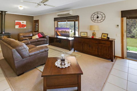 Mt Taylor Country Retreat 15 Minutes To Bairnsdale - Schoolies Week Accommodation 4