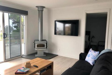 BINALONG BRAE At Bay Of Fires Two Bedroom Both With Ensuites - Schoolies Week Accommodation 3