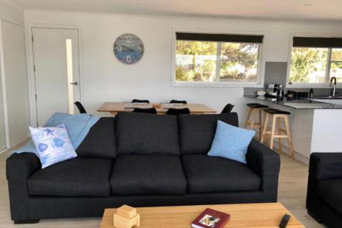 BINALONG BRAE At Bay Of Fires Two Bedroom Both With Ensuites - Schoolies Week Accommodation 6