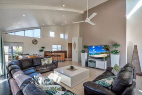 Cooinda Gardens 6 On Hamilton Island - Schoolies Week Accommodation 3