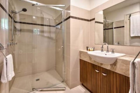 Cooinda Gardens 6 On Hamilton Island - Schoolies Week Accommodation 7