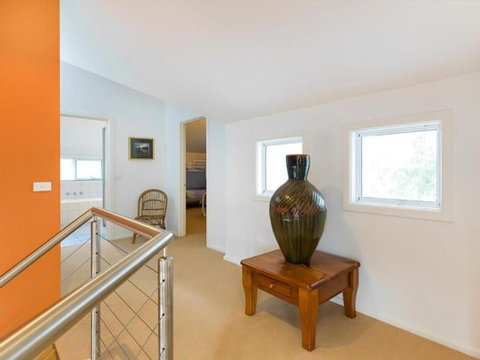 EVERGREEN BEACH HOUSE - Schoolies Week Accommodation 6