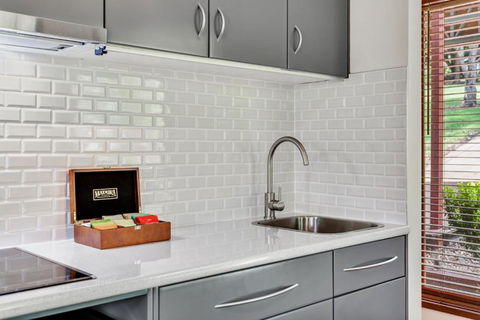 Ravensbourne Escape Tree Tops - Schoolies Week Accommodation 1