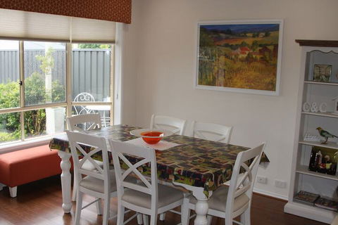 C And C Tanunda - Schoolies Week Accommodation 5