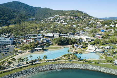 Getaway Ocean Views - Schoolies Week Accommodation 4