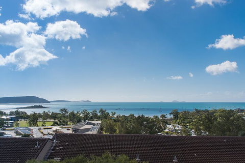 Getaway Ocean Views - Schoolies Week Accommodation 7