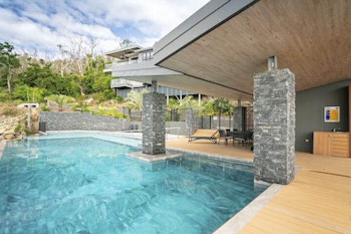 Whitsundays QLD Schoolies Week Accommodation