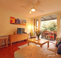 Colour Pop - Rejuvenate Stays - Schoolies Week Accommodation