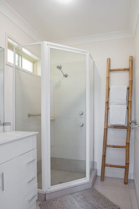 Gold Coast Theme Park Villa - Schoolies Week Accommodation 1