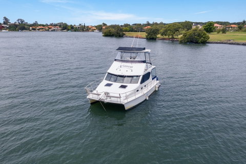 Coomera Houseboat Holidays - Schoolies Week Accommodation 2