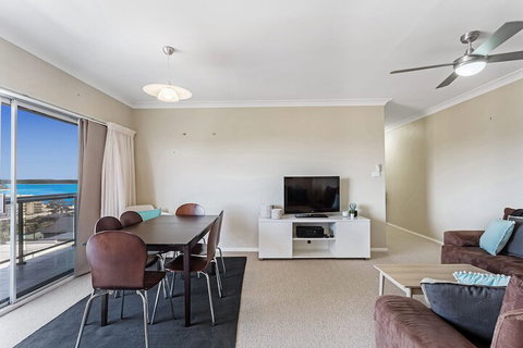 Adriana 10 / 83 Ronald Avenue - Schoolies Week Accommodation 7