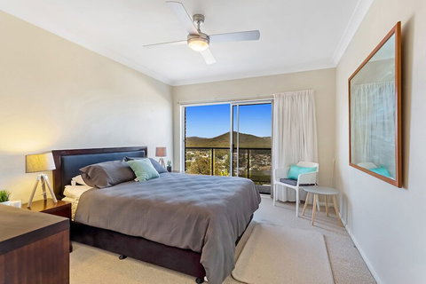 Adriana 10 / 83 Ronald Avenue - Schoolies Week Accommodation 2