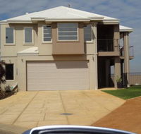 Acaciabnb - Schoolies Week Accommodation