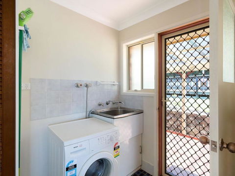 Wirra By The Sea Dalmeny - Schoolies Week Accommodation 3