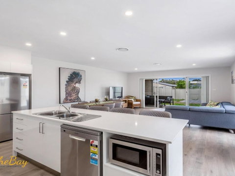 Pacific Paradise No.28 Anna Bay - Schoolies Week Accommodation 5