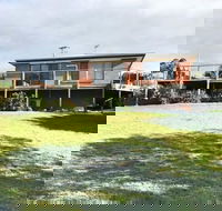 Seahouse - Schoolies Week Accommodation