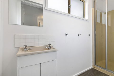 Beauty AND THE Peace - Inlet Side - Schoolies Week Accommodation 0