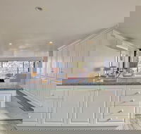 Ocean Crest Bay of Fires - Schoolies Week Accommodation