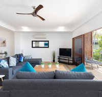 Absolute Airlie Airlie Beach - Schoolies Week Accommodation