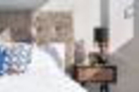 Sylish New Apartment For 6 With Parking In Penrith - Schoolies Week Accommodation 5