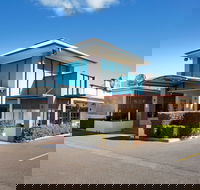 Wilsonton Hotel - Schoolies Week Accommodation