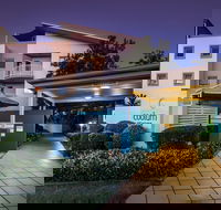 Coolum Seaside - Schoolies Week Accommodation