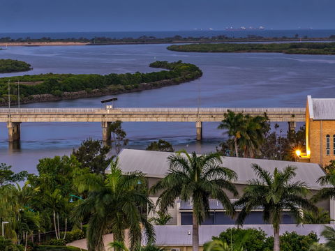 Lanai Riverside Apartments - Schoolies Week Accommodation 4