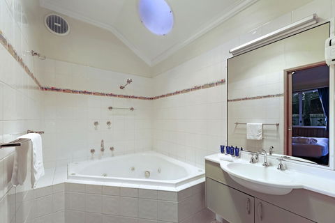 Discovery Parks â€“ Gerroa - Schoolies Week Accommodation 6