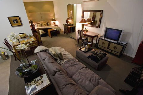 53 On Victoria - Schoolies Week Accommodation 3