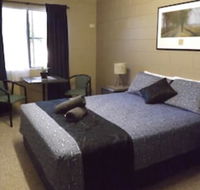 Sunbird Motel - Schoolies Week Accommodation