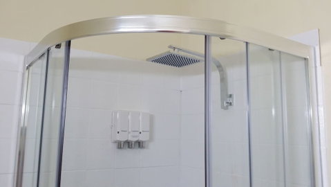 Highway Motor Inn - Schoolies Week Accommodation 4