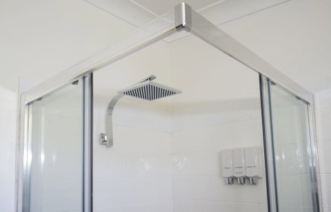 Highway Motor Inn - Schoolies Week Accommodation 5