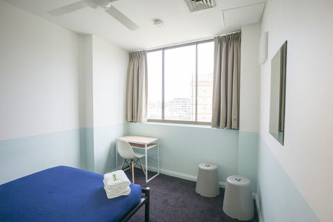 Sydney Central YHA - Hostel - Schoolies Week Accommodation 7