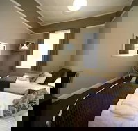 Carrington Place - Schoolies Week Accommodation