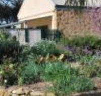 Brayfield Cottage - Schoolies Week Accommodation