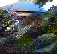 Hills Havens Cottages - Schoolies Week Accommodation