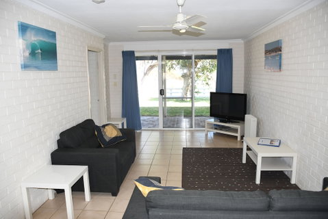 Kalbarri Seafront Villas - Schoolies Week Accommodation 3