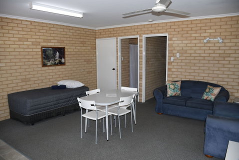 Kalbarri Seafront Villas - Schoolies Week Accommodation 6