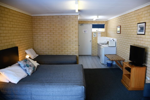 Kalbarri Seafront Villas - Schoolies Week Accommodation 5