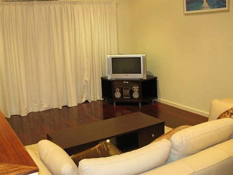 Halls Gap Escape - Schoolies Week Accommodation 0