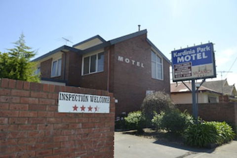 Kardinia Park Motel - Schoolies Week Accommodation 0