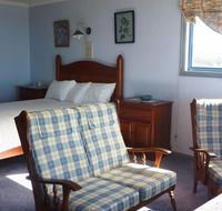 Hedgehog House - Schoolies Week Accommodation