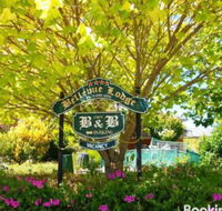 Eden Bed  Breakfast - Schoolies Week Accommodation